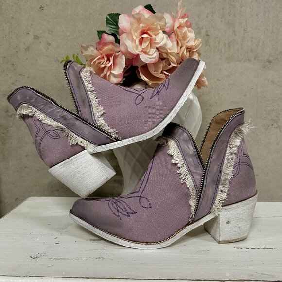 NWOT Circle G by Corral Distressed Purple Denim Ankle Boots - Picture 6 of 8